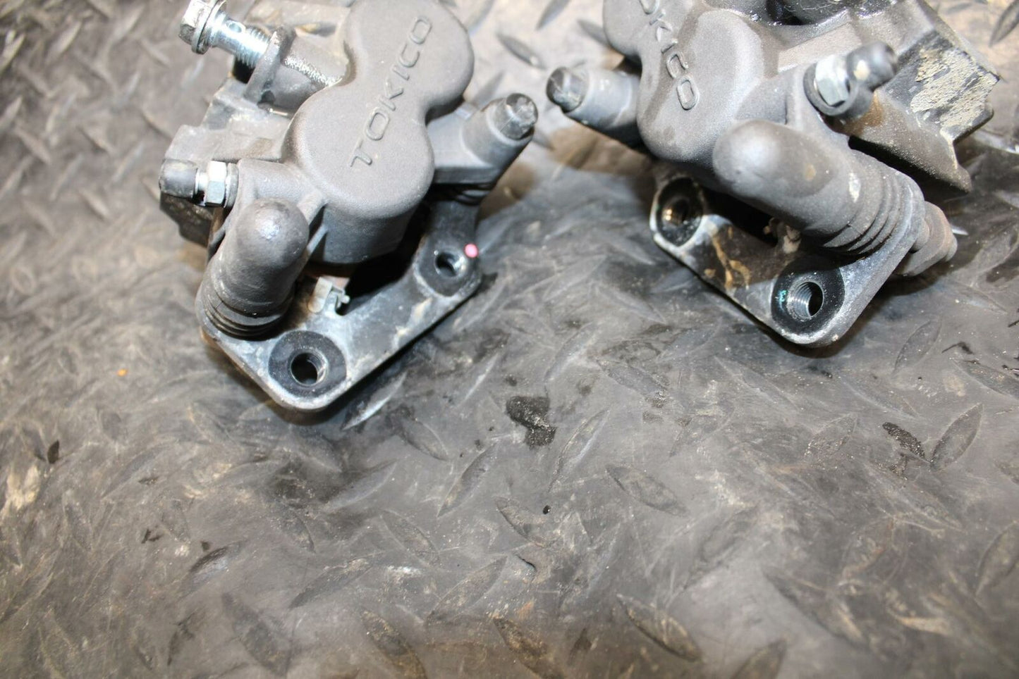 12-17 KAWASAKI NINJA 650 RIGHT LEFT FRONT BRAKE CALIPER SET PAIR CALIPERS BB211