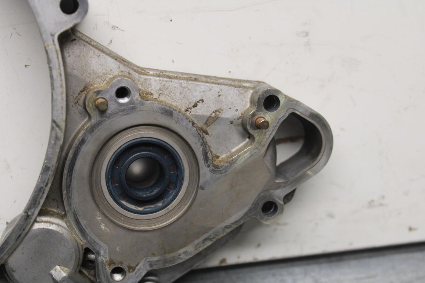 13 KTM 350 SXF ENGINE INNER MOTOR CLUTCH COVER BB104