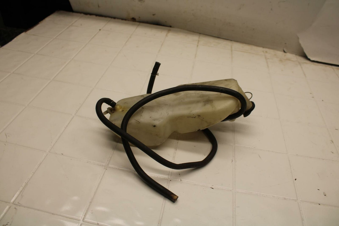 00-01 HONDA RVT1000R RC51 COOLANT WATER TANK RESERVOIR BOTTLE BB03