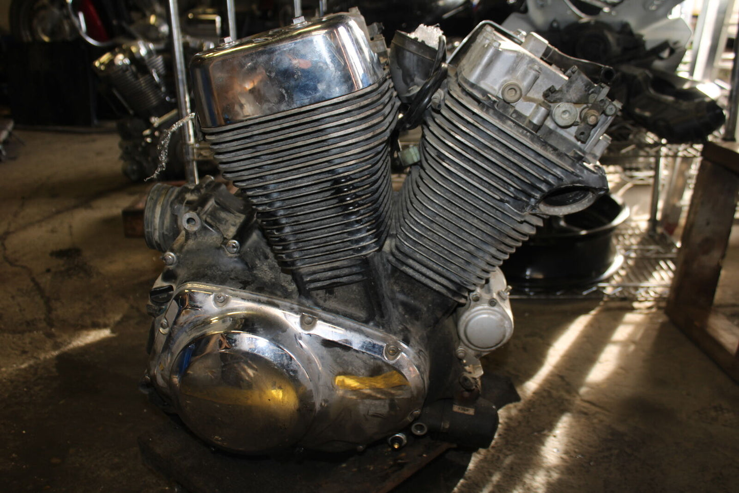 87-03 SUZUKI INTRUDER 1400 VS1400GLP ENGINE MOTOR BB702