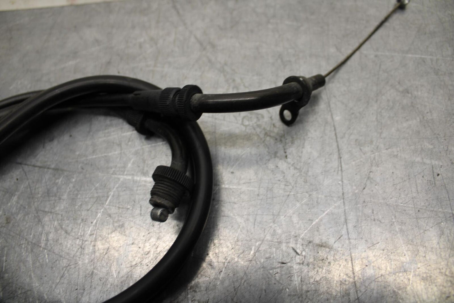 2002 Suzuki GSXR1000 THROTTLE CABLES LINES 58300-35F00 58300-35F10 BB73
