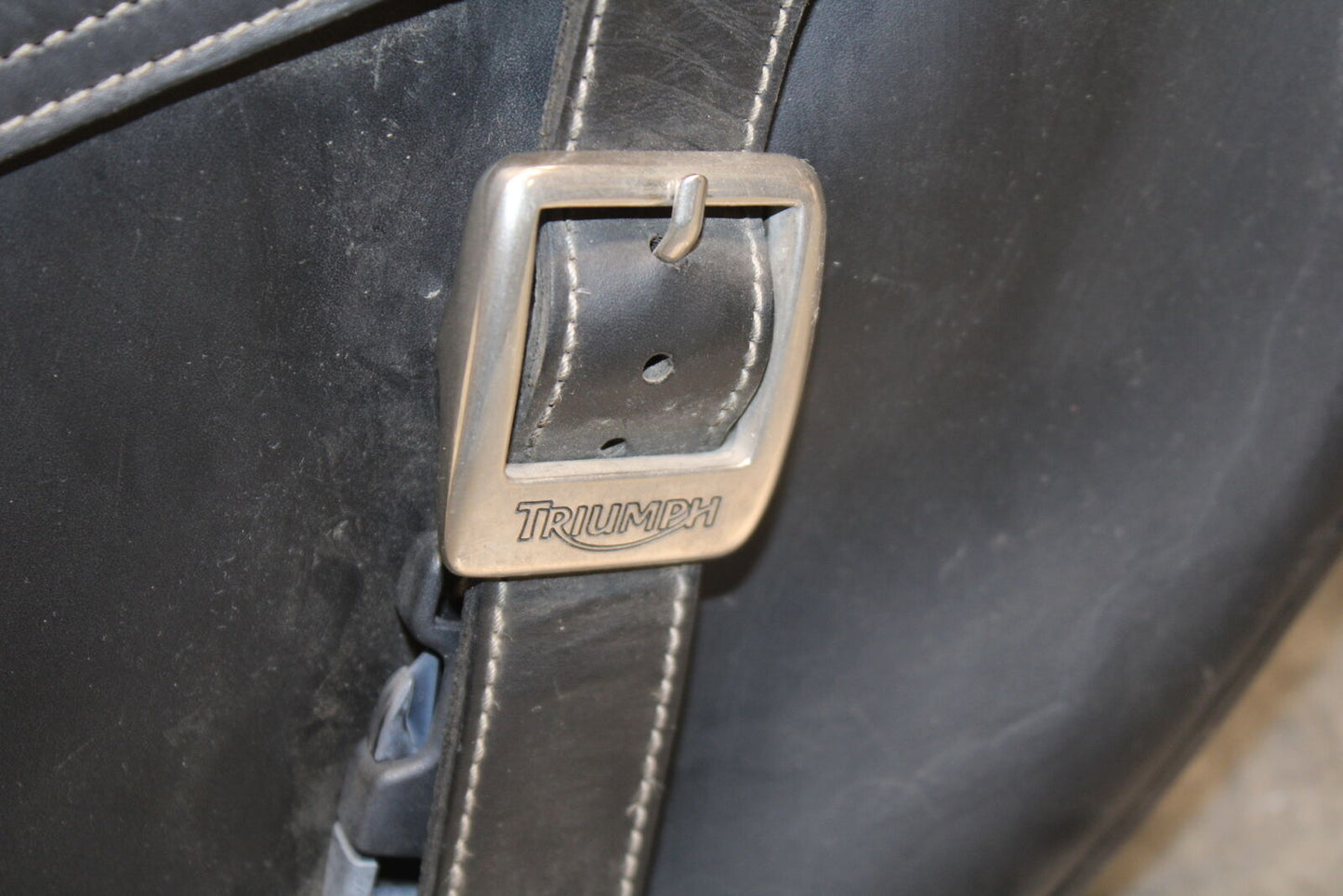 14-16 TRIUMPH AMERICA LT SIDE CARGO LUGGAGE SADDLEBAG BAG COMPARTMENT BB720