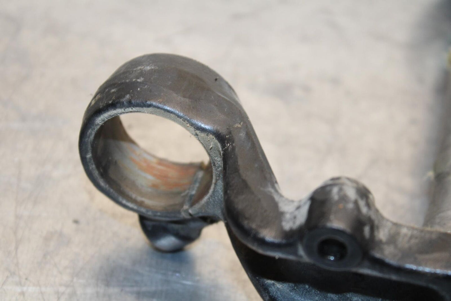 1985 Honda Shadow 500 VT500C FRONT FORKS CLAMP LOWER TRIPLE TREE STEM BB615