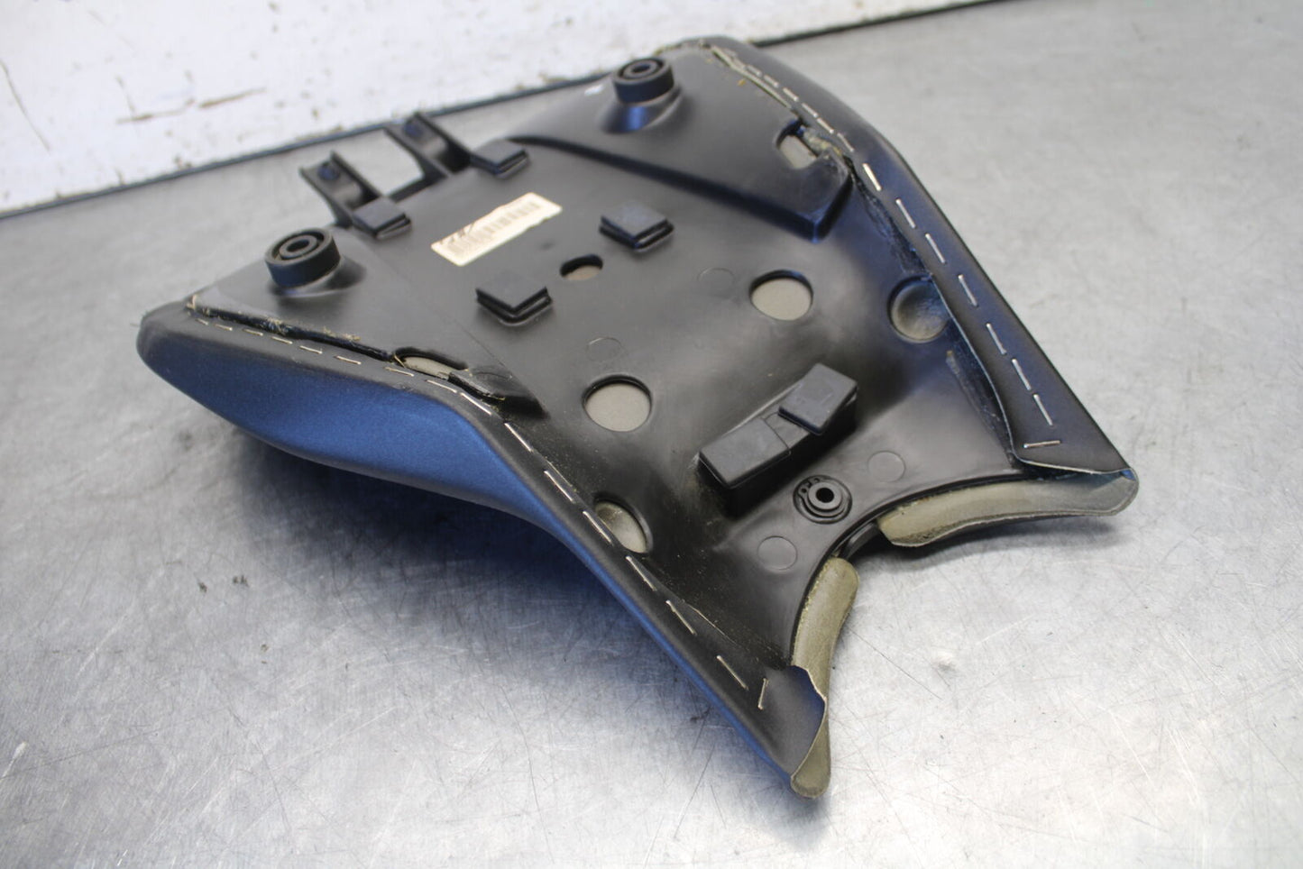 12-15 DUCATI 1199 PANIGALE FRONT DRIVERS SEAT PAD SADDLE PILLION BB699