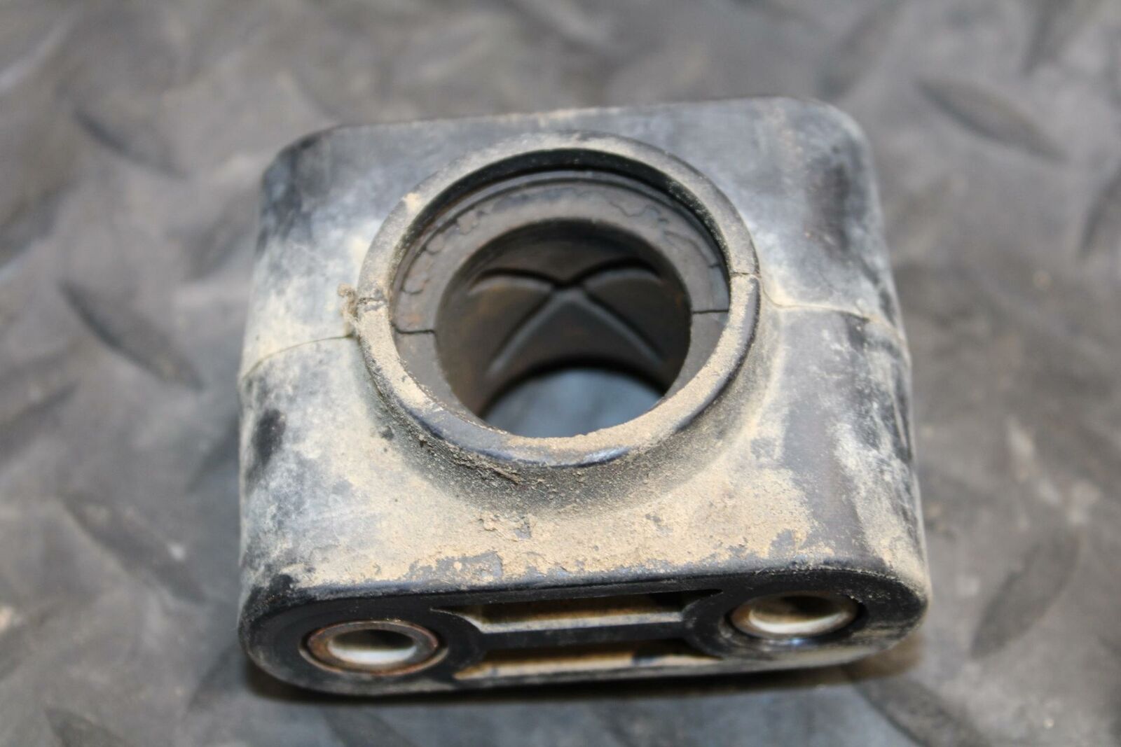 03-06 SUZUKI QUADSPORT Z400 STEERING COLUMN STAY BRACKET BB207