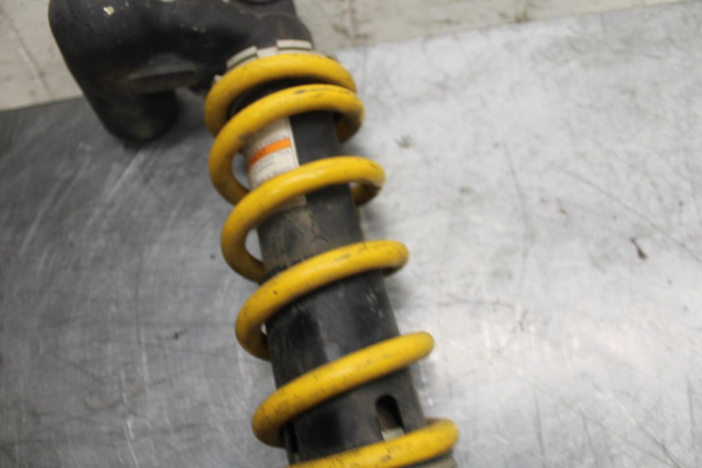 2006 Suzuki GSXR600 REAR BACK SHOCK ABSORBER SUSPENSION 62100-01H00-163 BB245 B