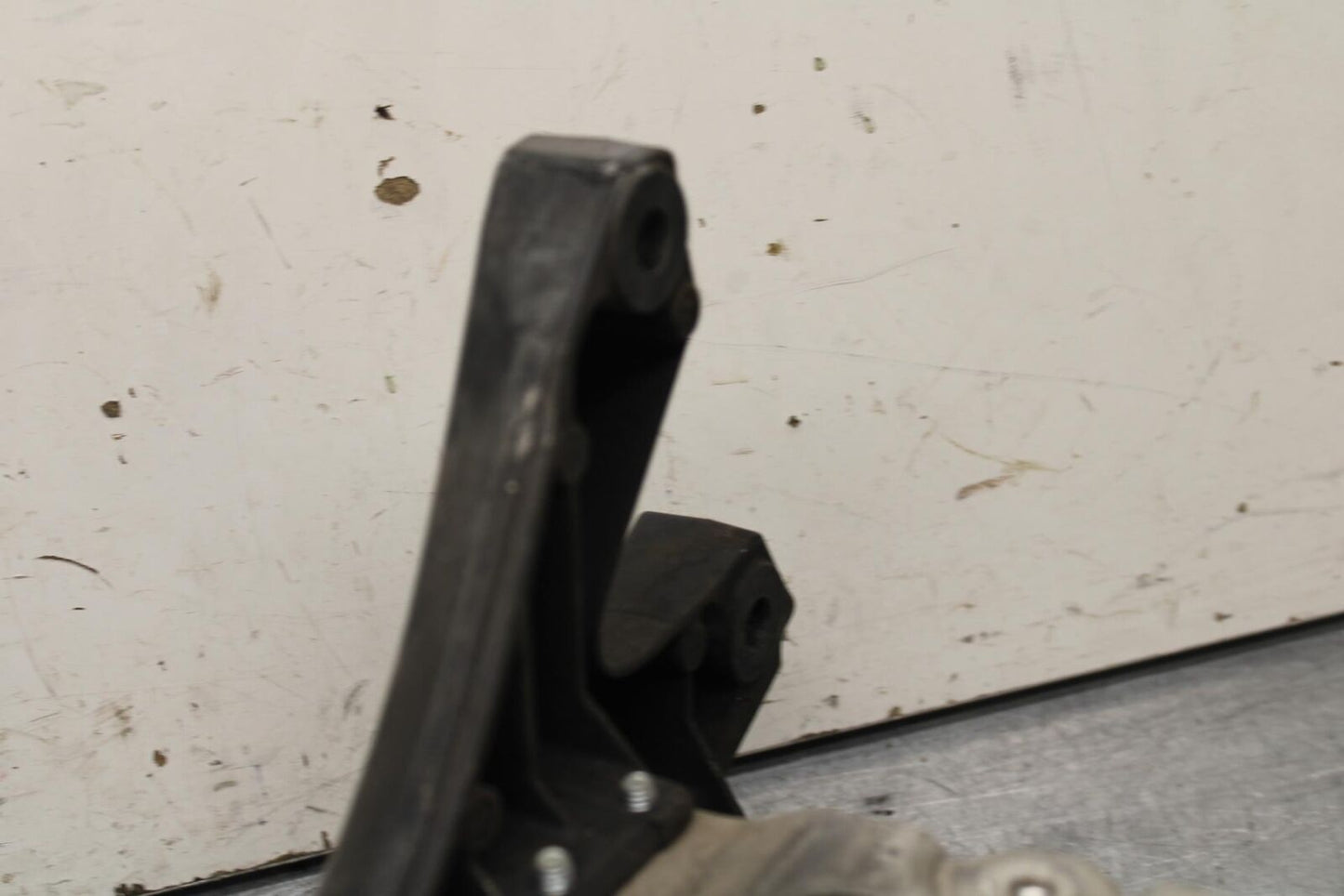 06-07 SUZUKI GSXR 600 750 FRONT SUBFRAME SUB FRAME BB98