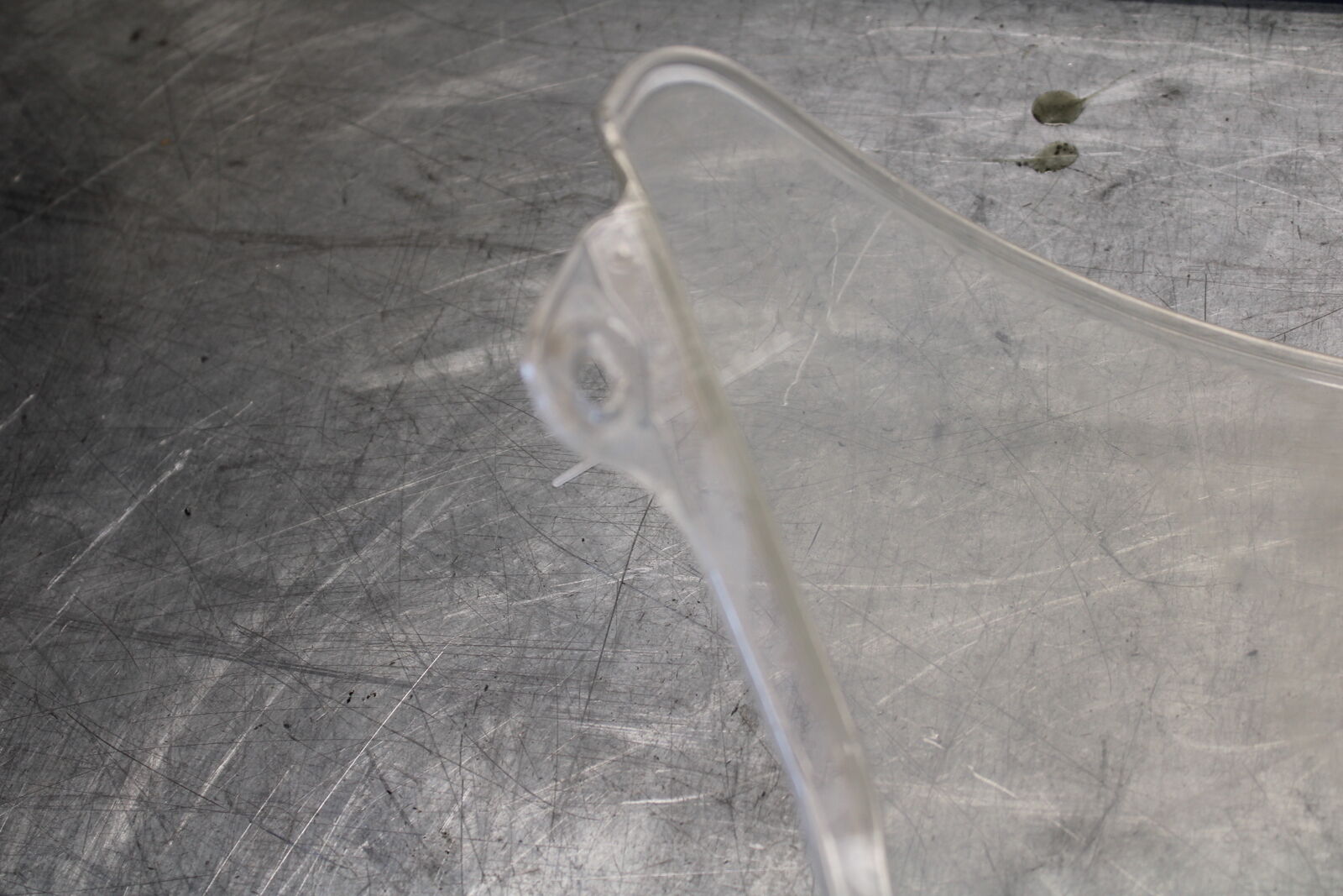 03-07 SUZUKI SV1000S FRONT WINDSHIELD WINDSCREEN  BB657