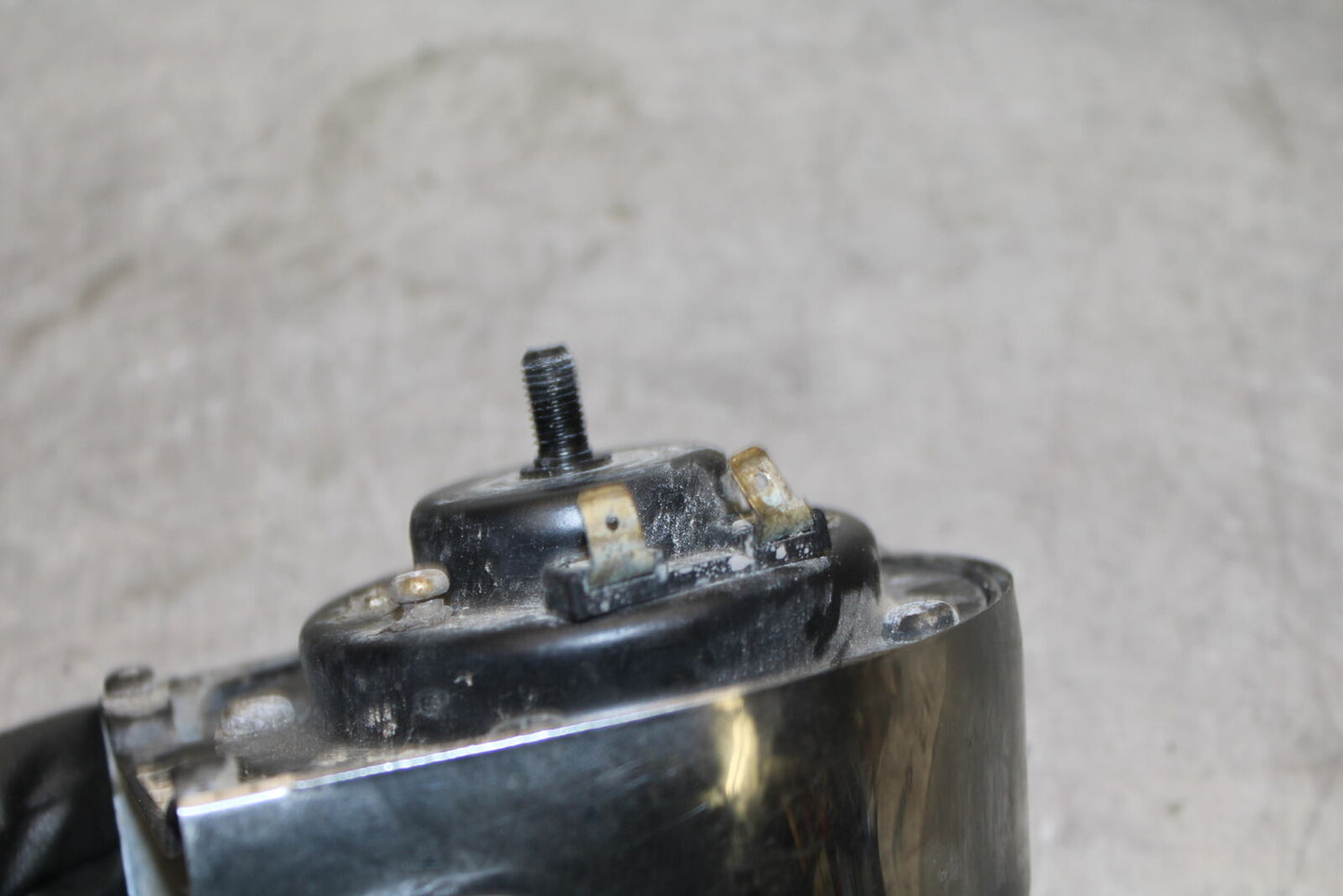 87-03 SUZUKI INTRUDER 1400 VS1400GLP HORN SIGNAL BB702