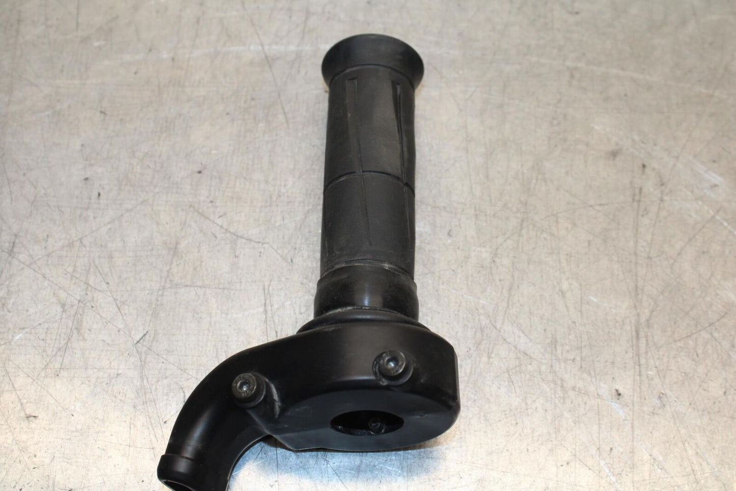 16-20 KAWASAKI ZX10R THROTTLE CABLE LINE HOUSING GUIDE BB591
