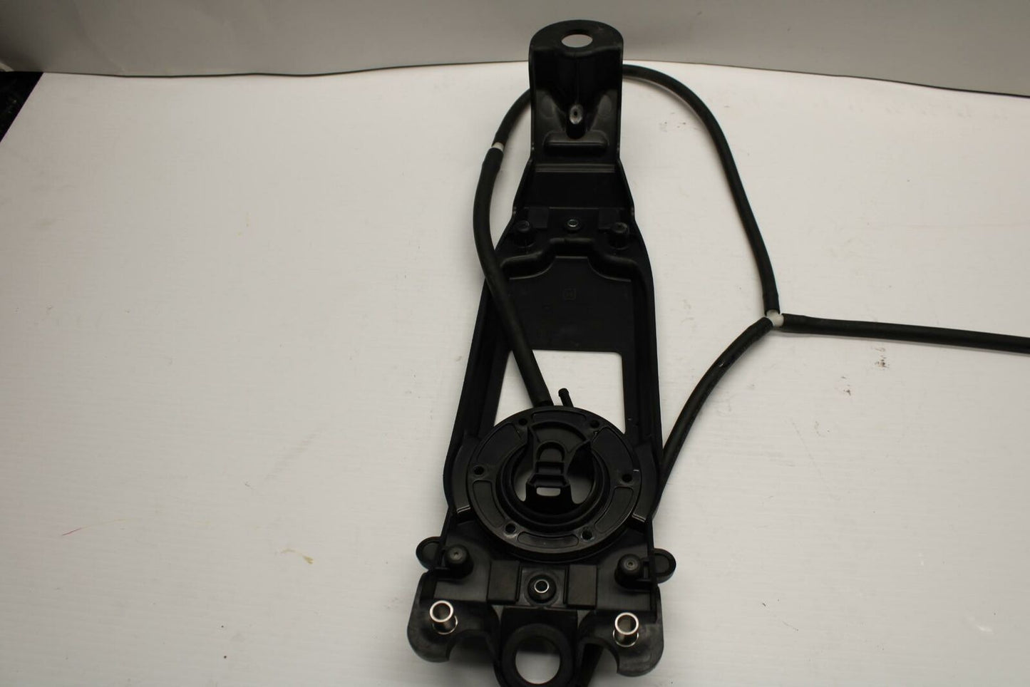 18-20 HUSQVARNA VITPILEN 401 GAS TANK FUEL CELL COVER FAIRING BRACKET BB248