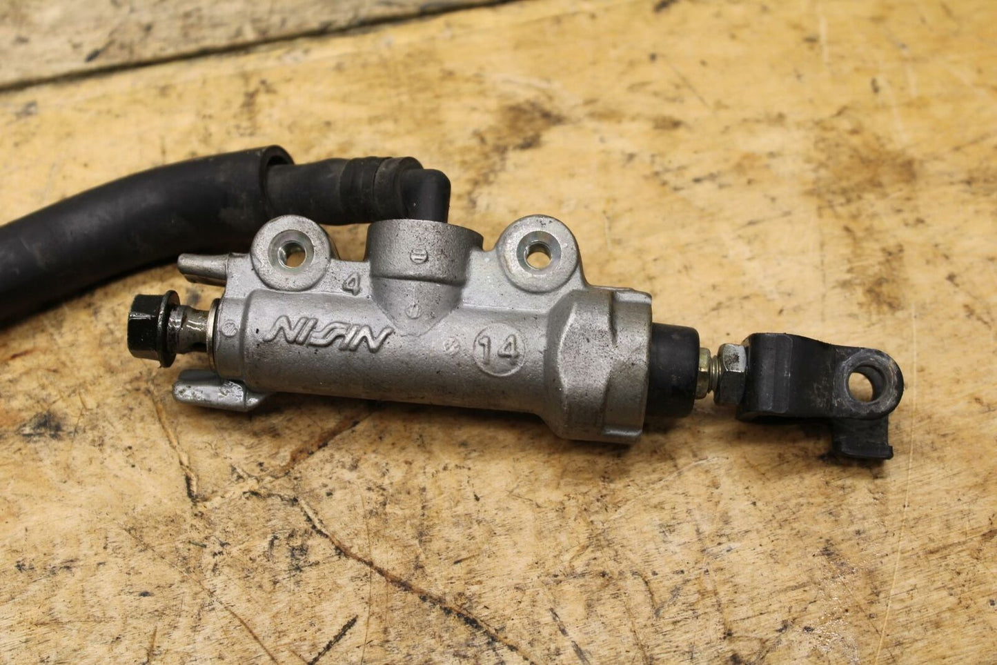 98-05 HONDA SUPER HAWK 1000 VTR1000F REAR BACK BRAKE MASTER CYLINDER W RES BB341