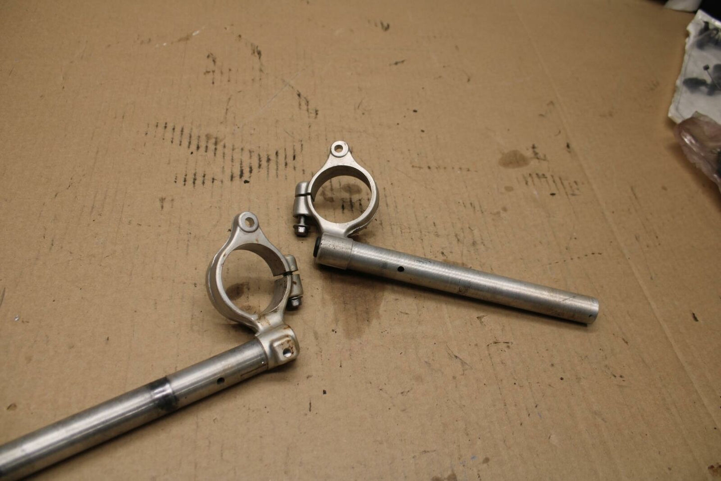 01 SUZUKI GSXR1000 LEFT RIGHT CLIP ON ONS HANDLEBARS PAIR SET BB155b