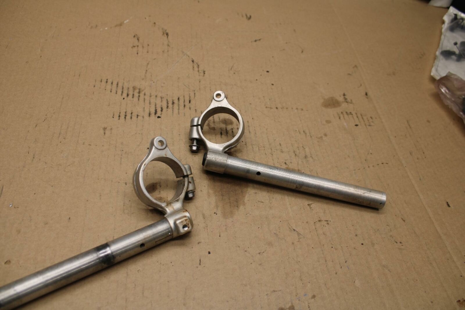 01 SUZUKI GSXR1000 LEFT RIGHT CLIP ON ONS HANDLEBARS PAIR SET BB155b