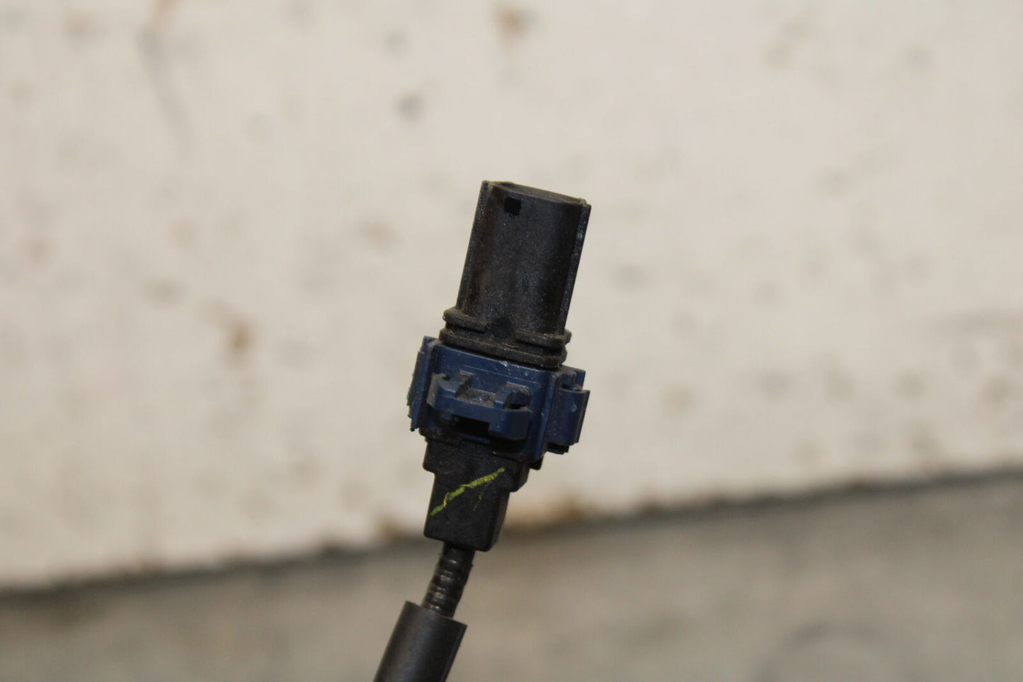 19-22 KAWASAKI Z400 FRONT ABS BRAKE SENSOR BB738