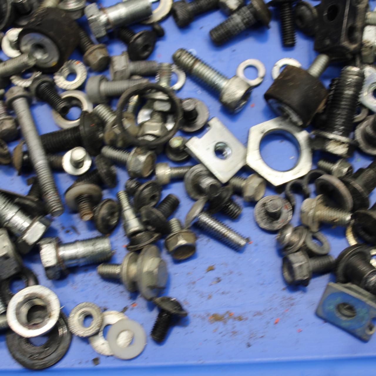 16-24 KTM 390 RC MISCELLANEOUS MOUNTING BOLTS HARDWARE MOTOR SCREWS BB648
