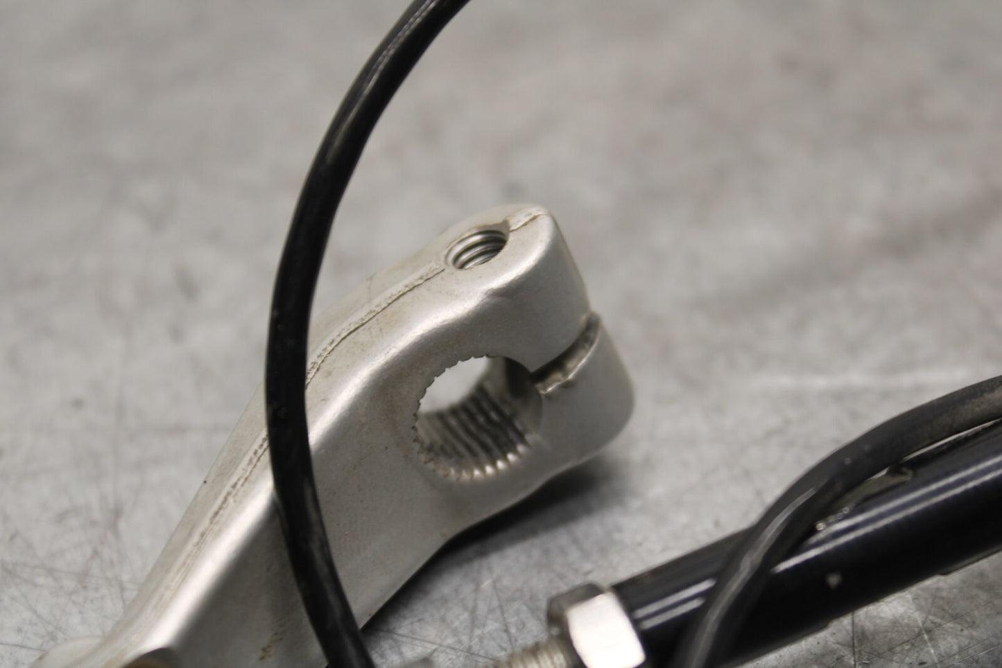 09-11 TRIUMPH DAYTONA 675 QUICK SHIFTER BB652
