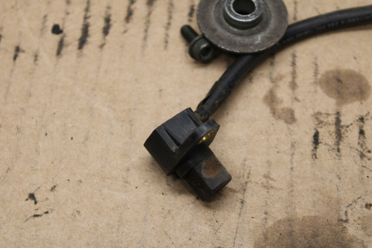 01 SUZUKI GSXR1000 SPEED SPEEDOMETER SENSOR BB155b