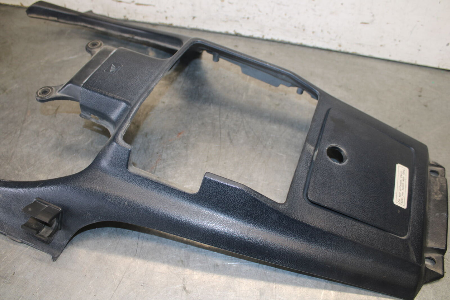 93-00 HONDA GOLDWING 1500 GL1500SE GAS TANK CAP COVER TRIM PANEL COWL BB700