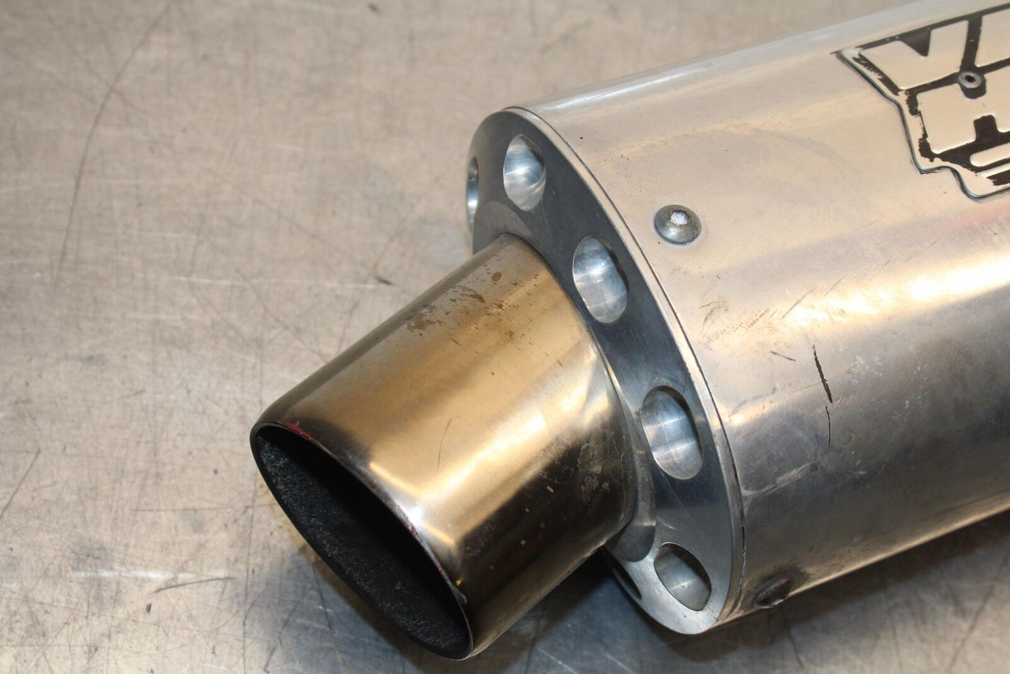 1999 Suzuki GSXR600 EXHAUST PIPE MUFFLER SLIP ON CAN SILENCER BB580