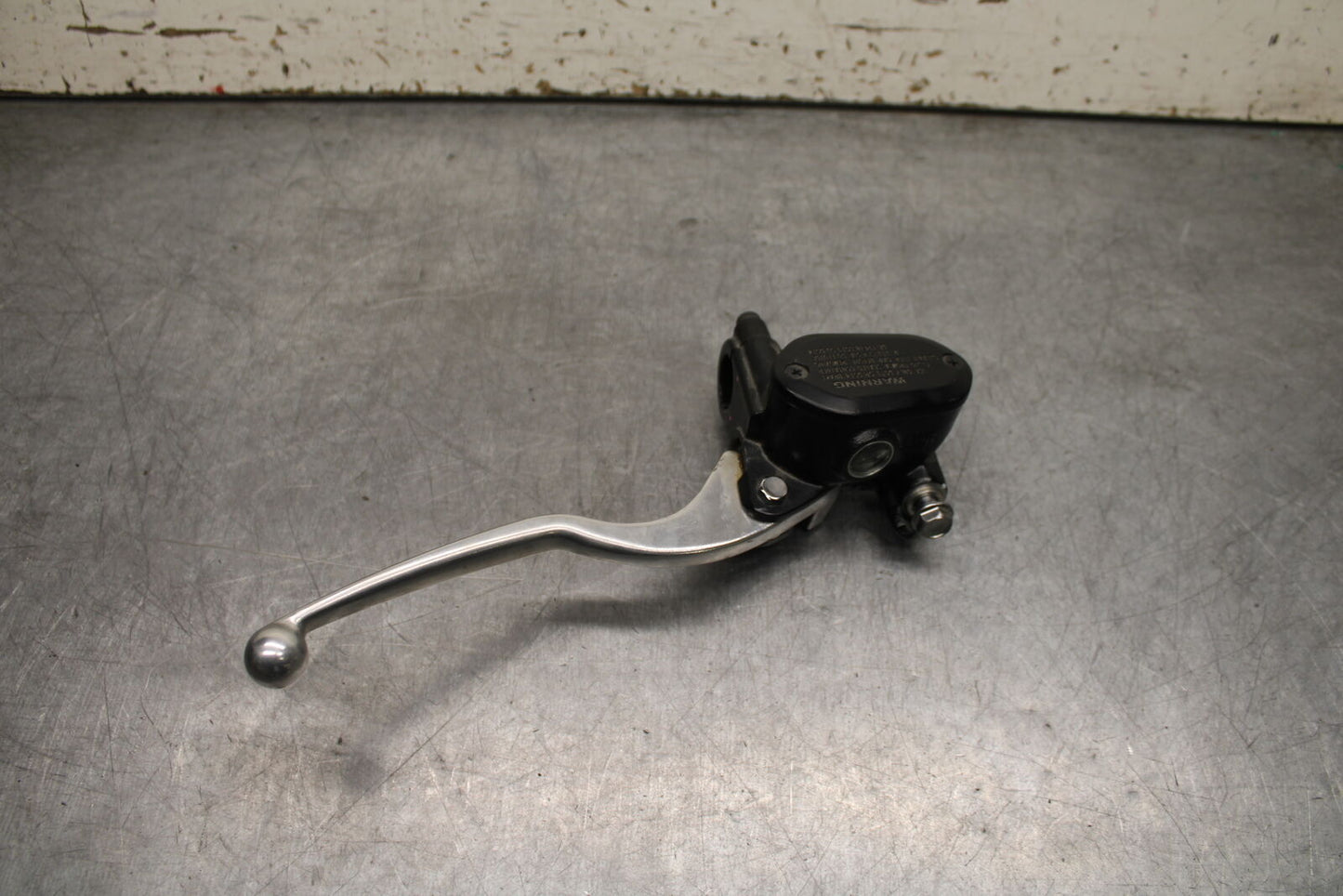 24 KAWASAKI NINJA 500 ABS FRONT BRAKE MASTER CYLINDER w/ LEVER BB730