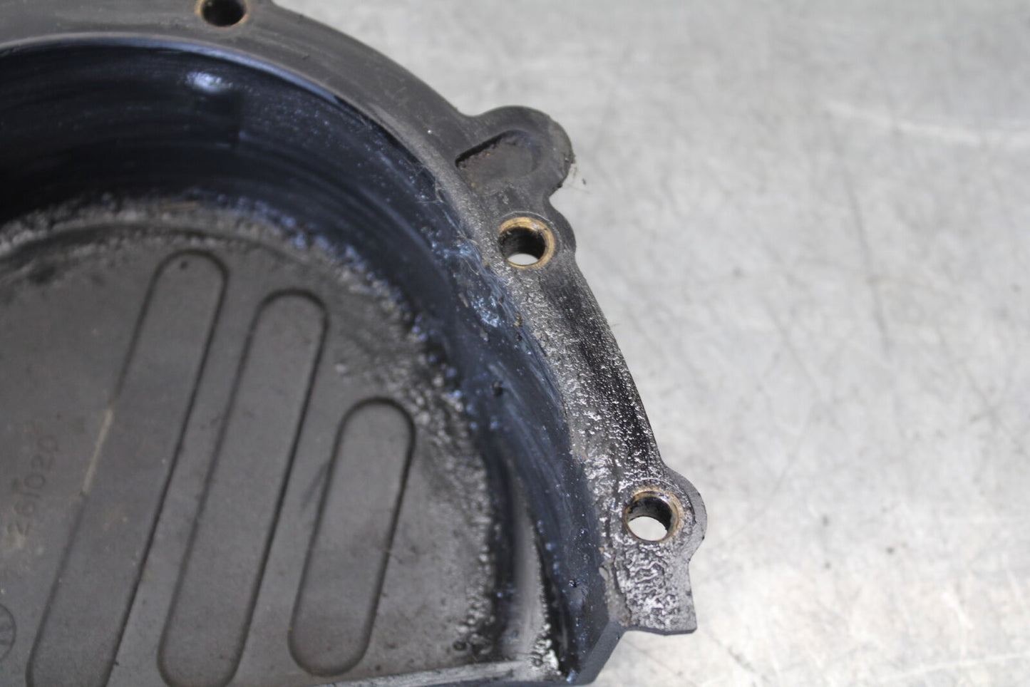 01-06 TRIUMPH TIGER 955I ENGINE SPROCKET COVER BB693