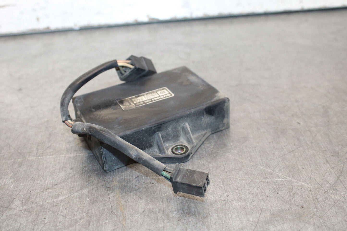 85-86 SUZUKI MADURA 1200 ECU COMPUTER CONTROLLER UNIT BLACK BOX ECM CDI BB691