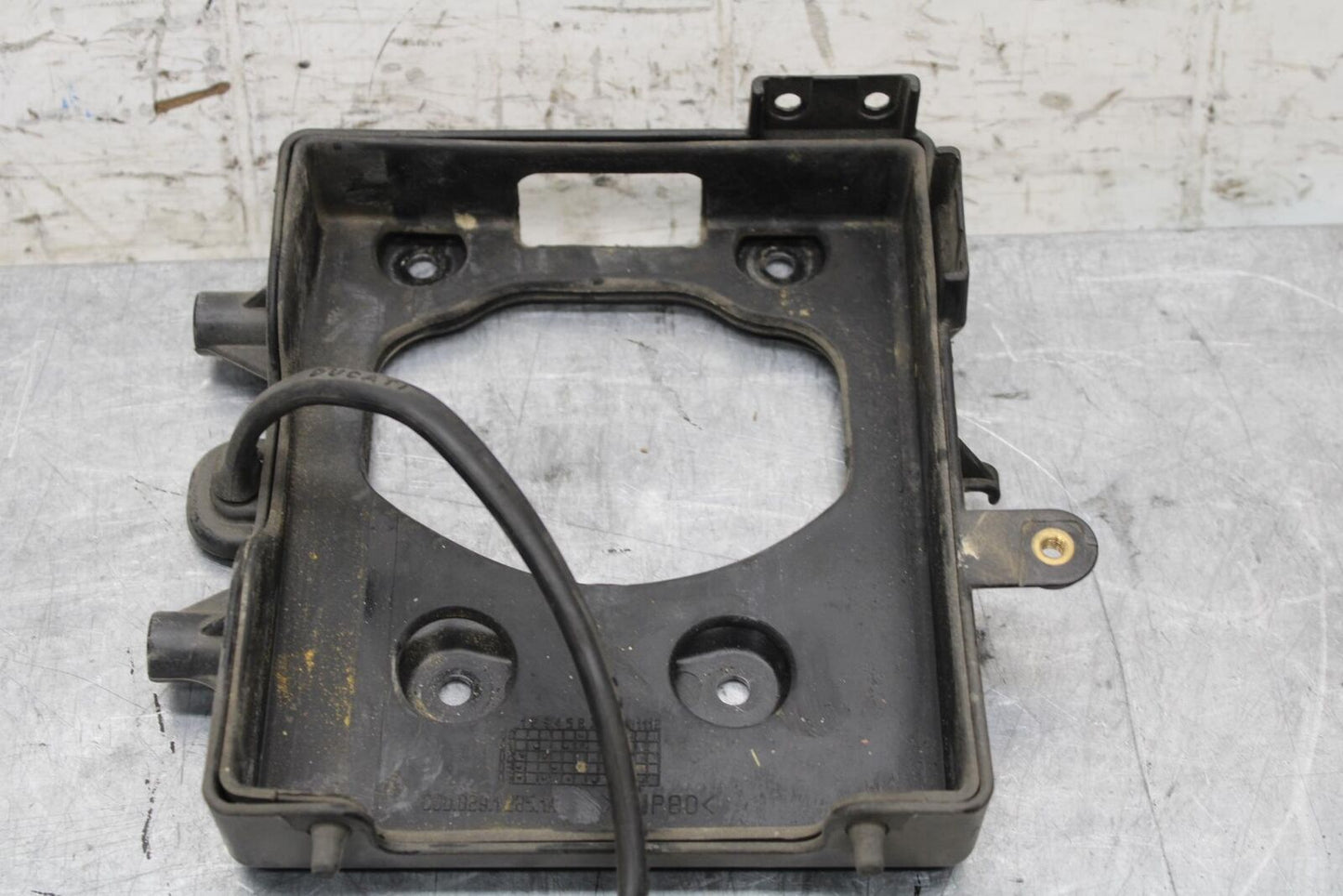 2005 Ducati Monster S2R REAR BACK TAIL UNDERTAIL BATTERY TRAY PLASTIC BB557