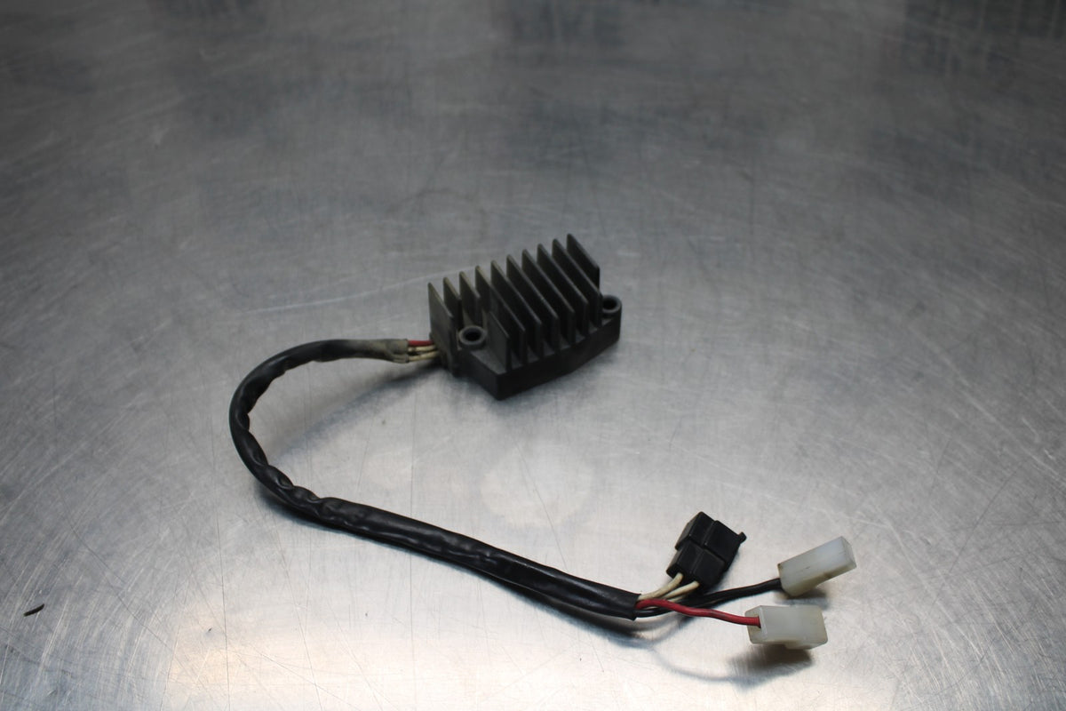 93-07 YAMAHA VMAX 1200 RECTIFIER VOLTAGE REGULATOR BB197
