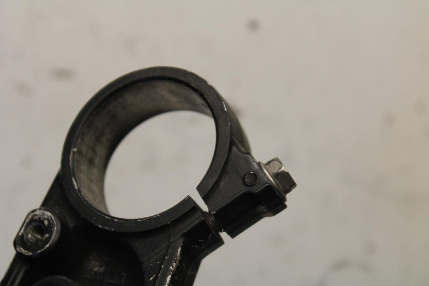 01-03 SUZUKI GSXR600 FORKS UPPER TRIPLE TREE CLAMP BB639