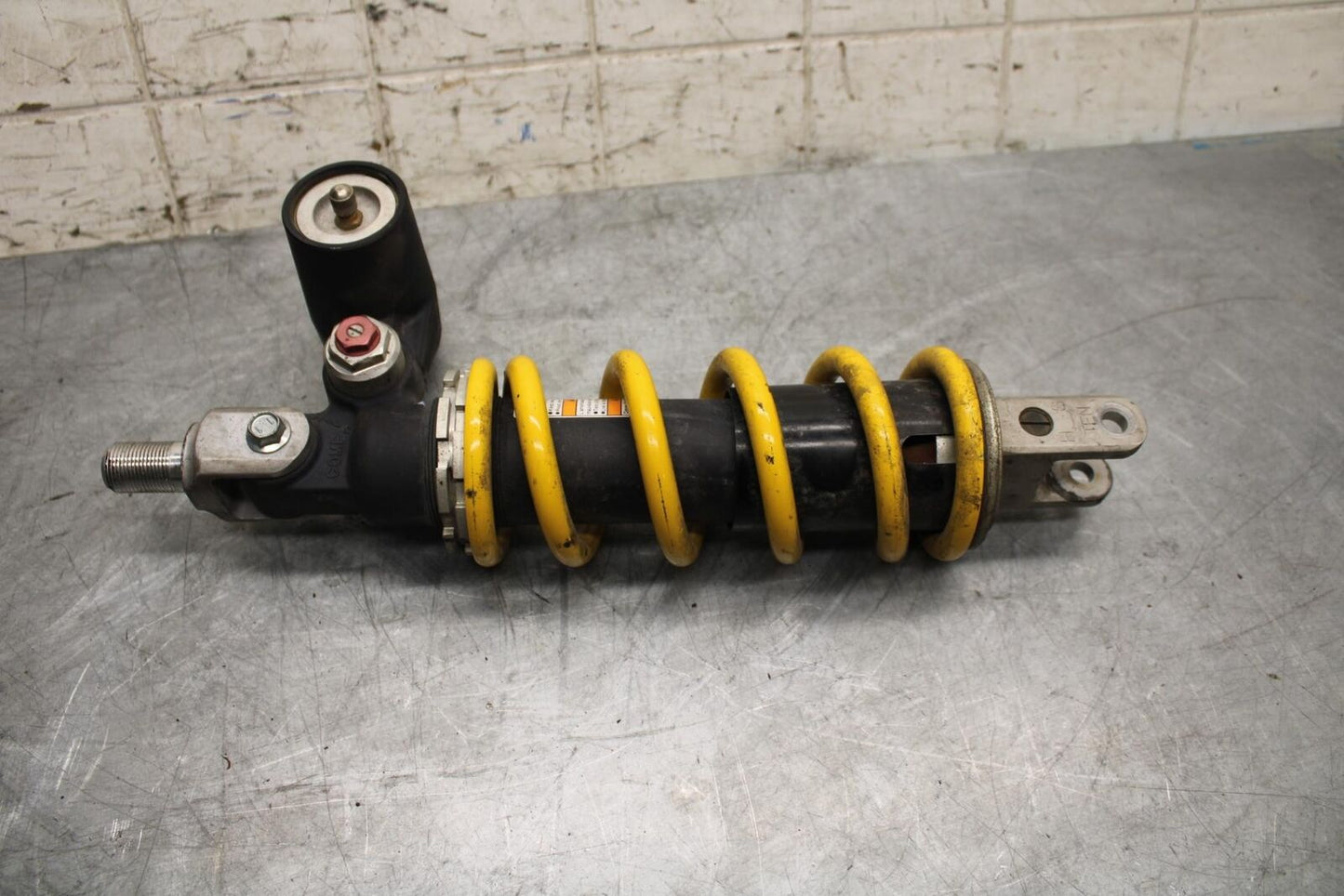 2007 Suzuki GSXR750 REAR SHOCK ABSORBER SUSPENSION 62100-02H00-163 BB546