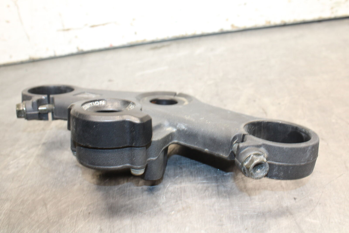 01-06 HONDA CBR600F4I FORKS UPPER TRIPLE TREE CLAMP BB115