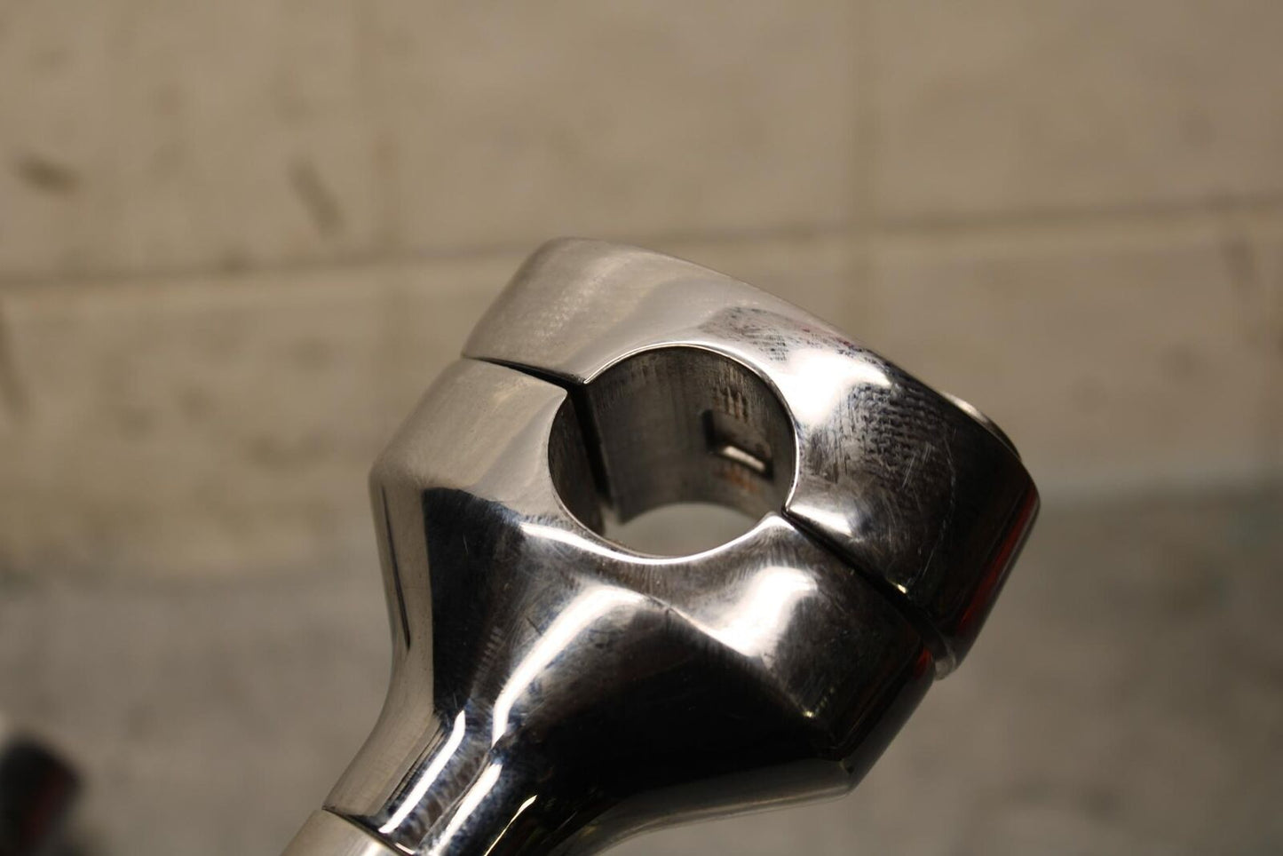 2005 Kawasaki Vulcan 1600 VN1600D Nomad HANDLEBAR RISERS BB556