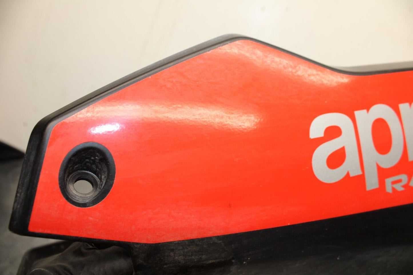 20-23 APRILIA RS660 LOWER BOTTOM BELLY FAIRING COWL BB611