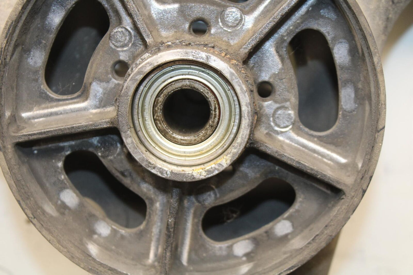 1995 Suzuki RF600R REAR BACK WHEEL BB615