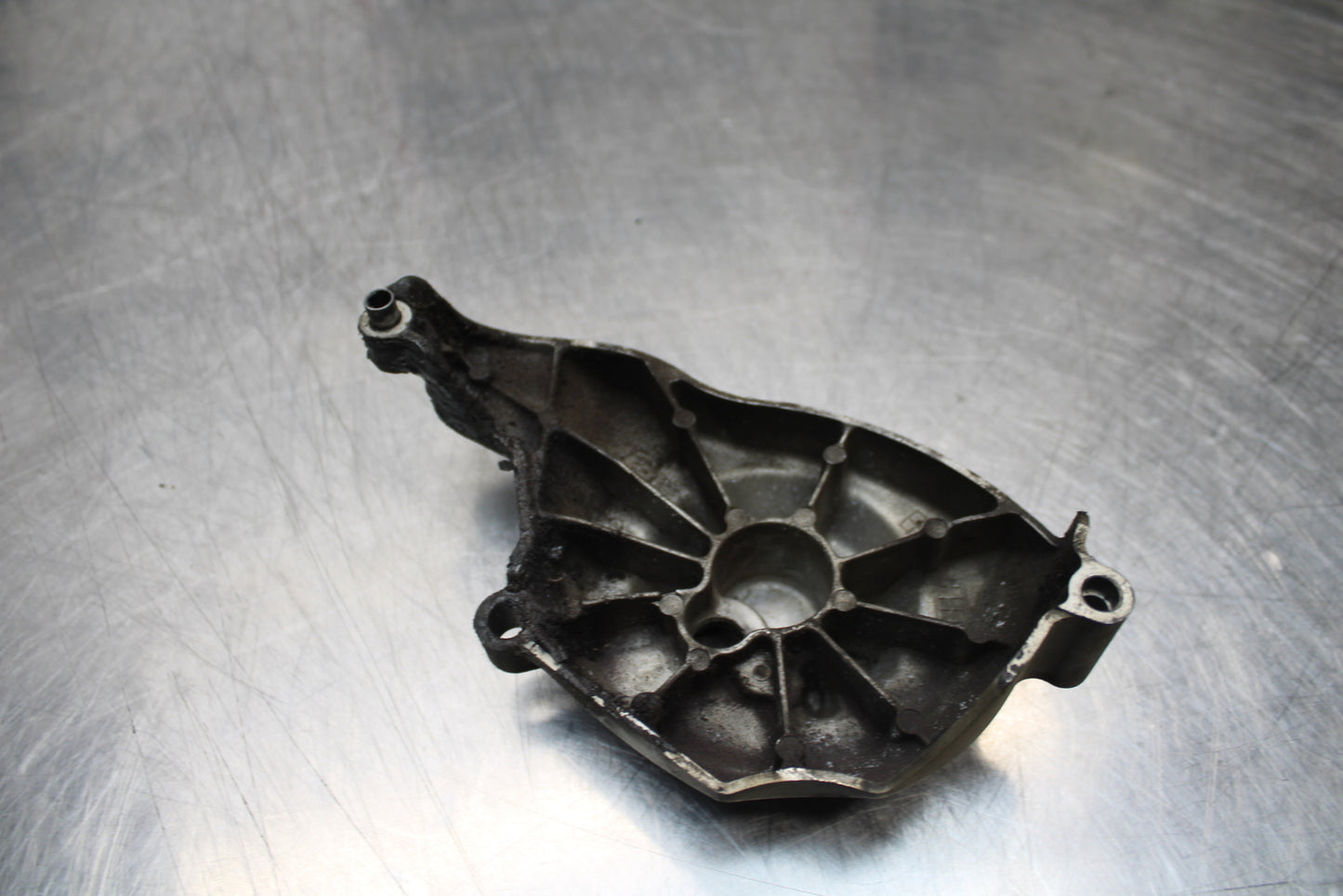 04-05 KAWASAKI NINJA ZX10R ENGINE SPROCKET COVER BB163