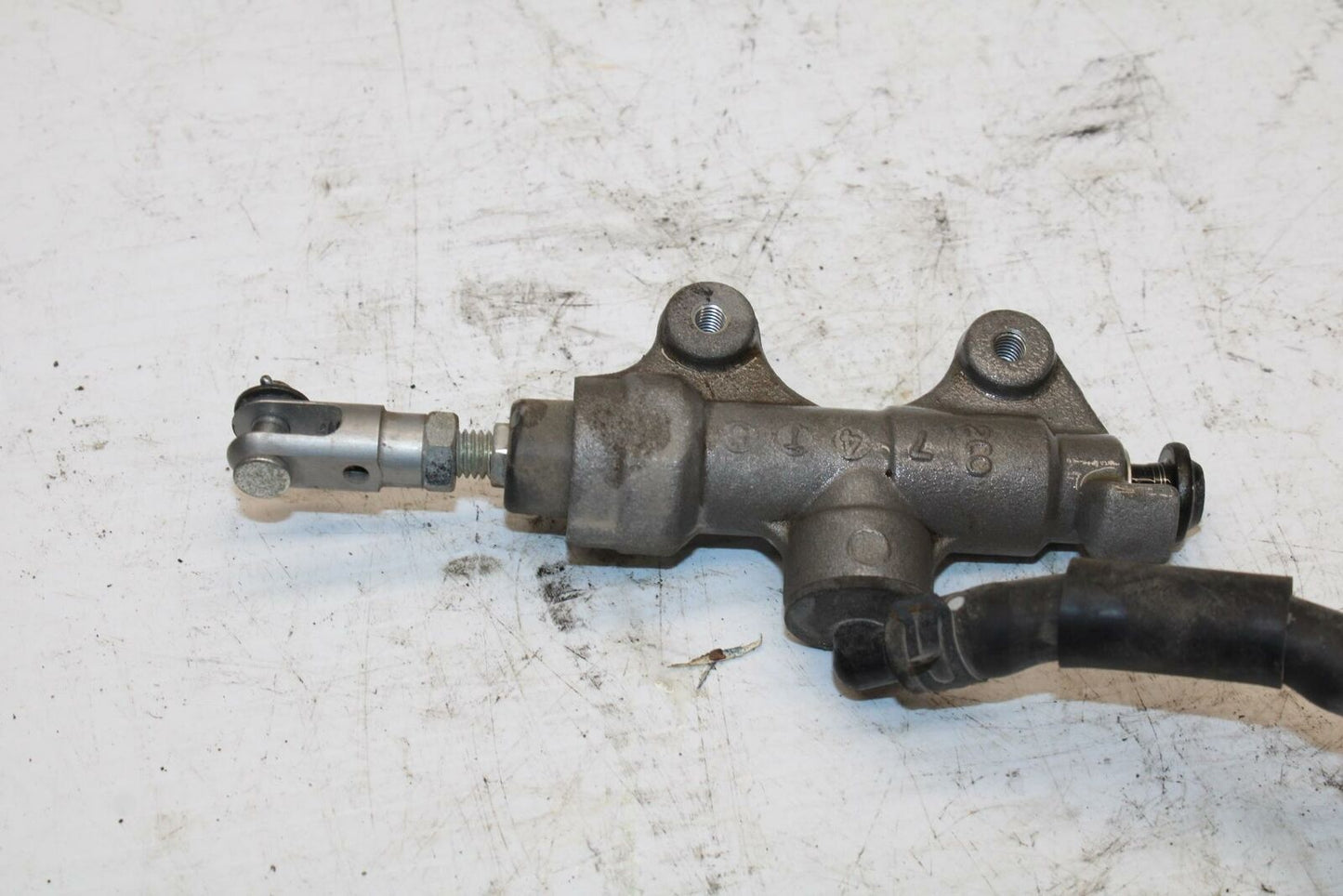 08-17 YAMAHA YZF R6 REAR BACK BRAKE MASTER CYLINDER W RESERVOIR BB354