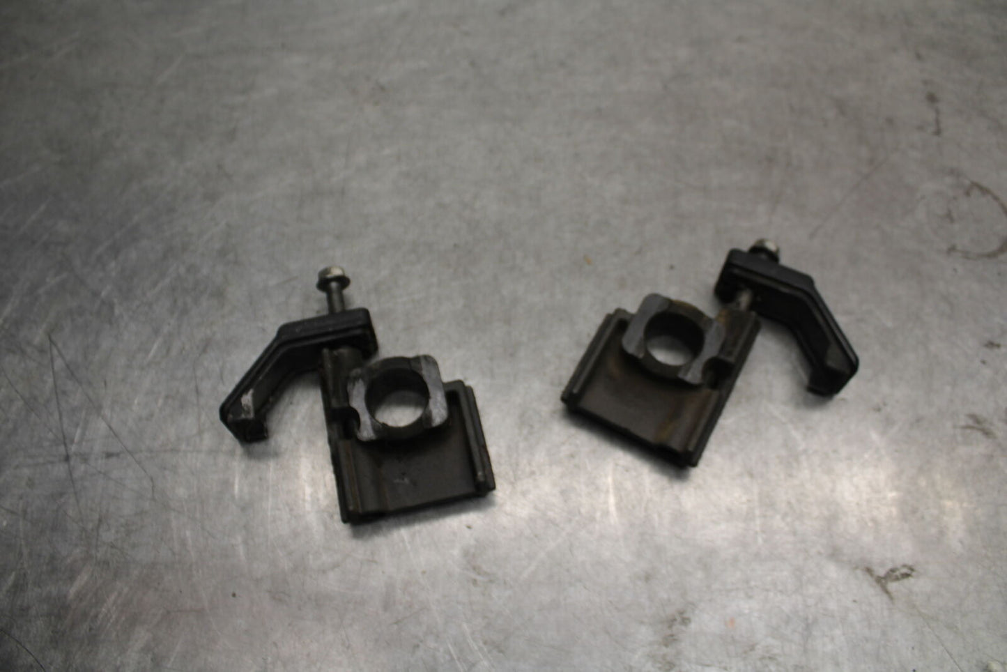 06-07 DUCATI MONSTER 695 SWINGARM CHAIN TENSIONER ADJUSTMENT BRACKETS BB674