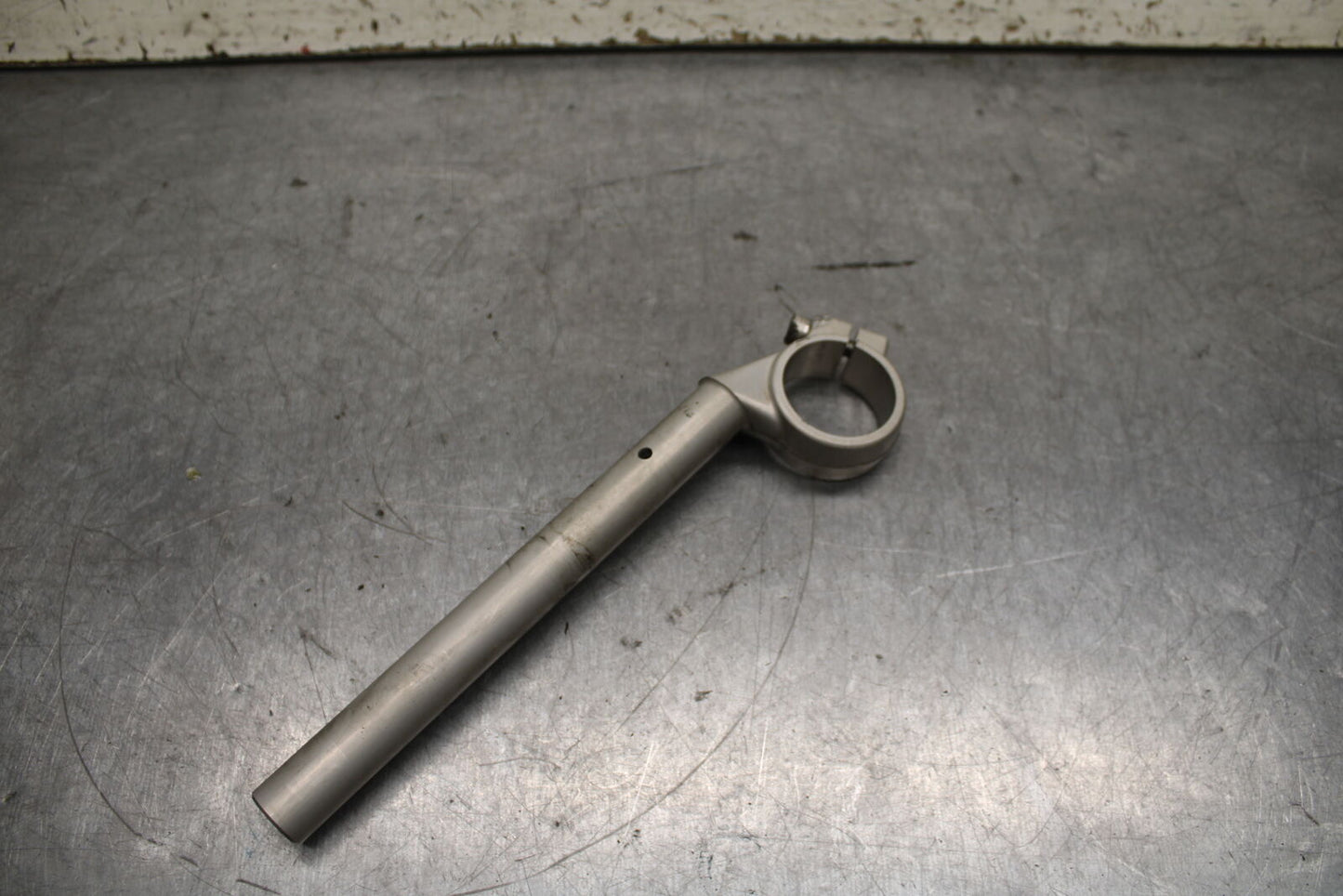 03-04 TRIUMPH DAYTONA 600 LEFT CLIP ON HANDLEBAR BB745