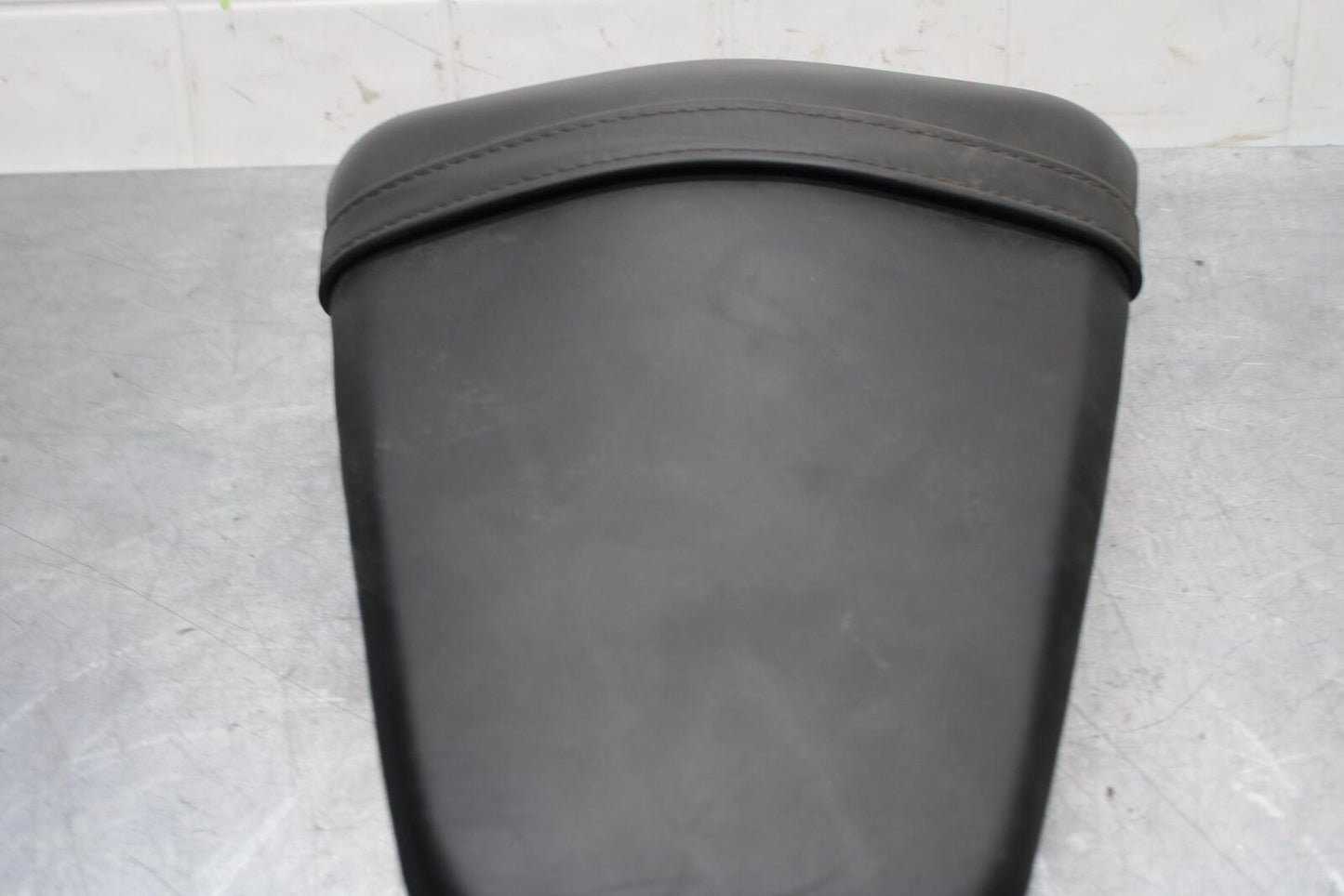 19-21 YAMAHA YZF R3 REAR BACK PASSENGER TANDEM SEAT PAD SADDLE BB588