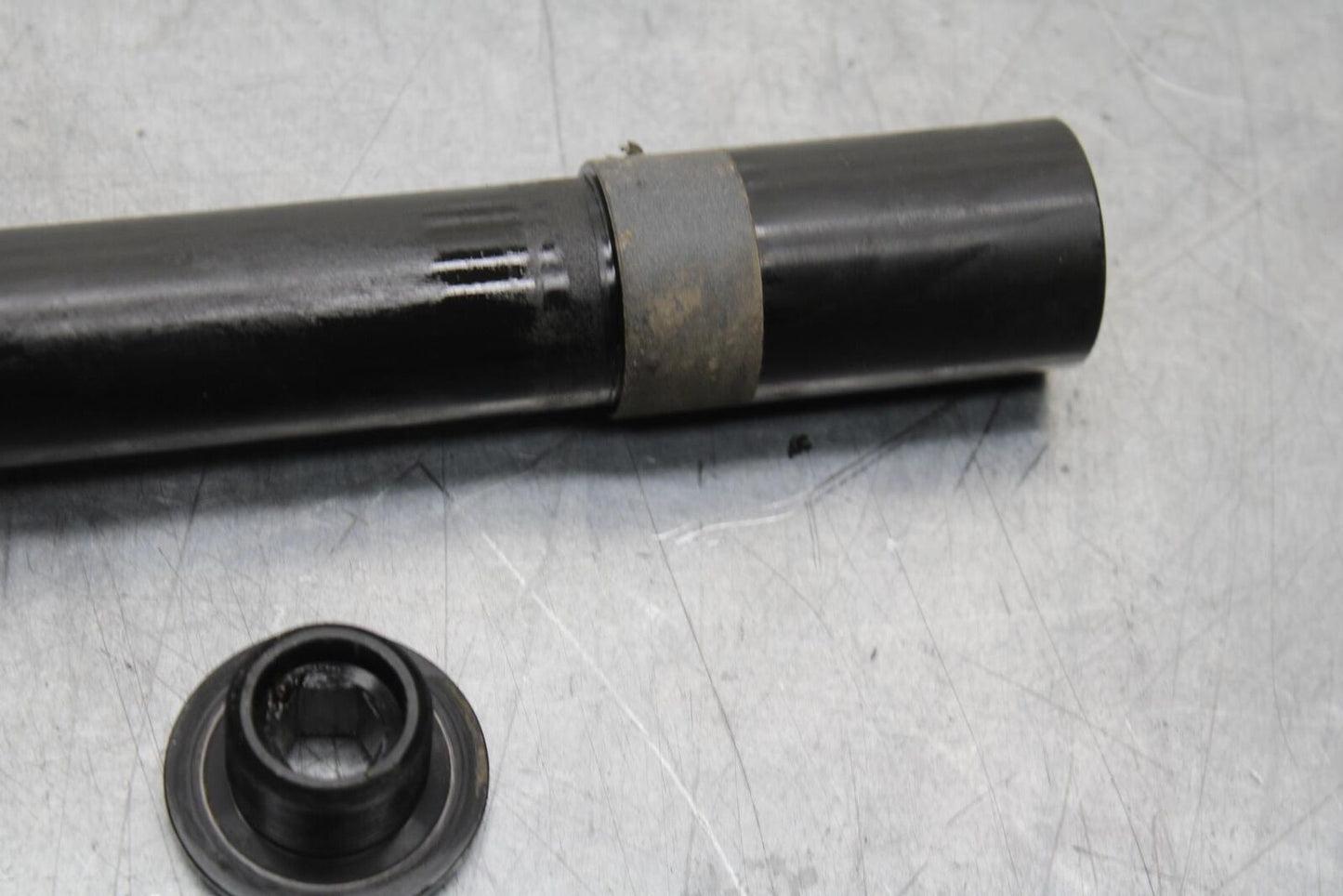 07-11 KTM 990 SUPER DUKE FRONT WHEEL RIM AXLE PIVOT BOLT BB578