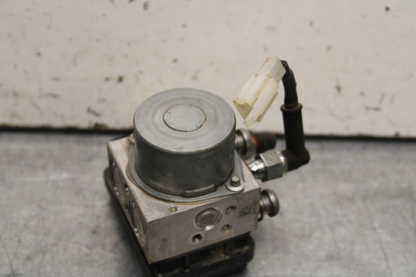 21-23 KTM 890 ADVENTURE ABS PUMP CONTROL MODULE BB629