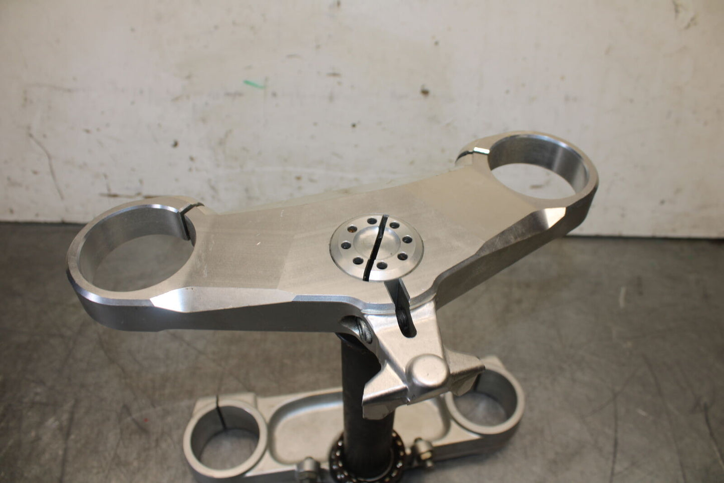 08-10 DUCATI 848 FRONT FORKS CLAMP TRIPLE TREE STEM SET BB705
