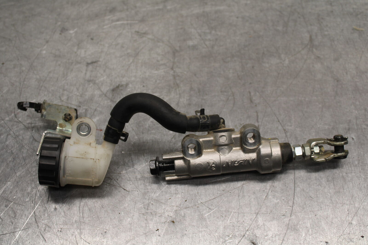 19-24 YAMAHA R3 REAR BACK BRAKE MASTER CYLINDER W RESERVOIR BB736