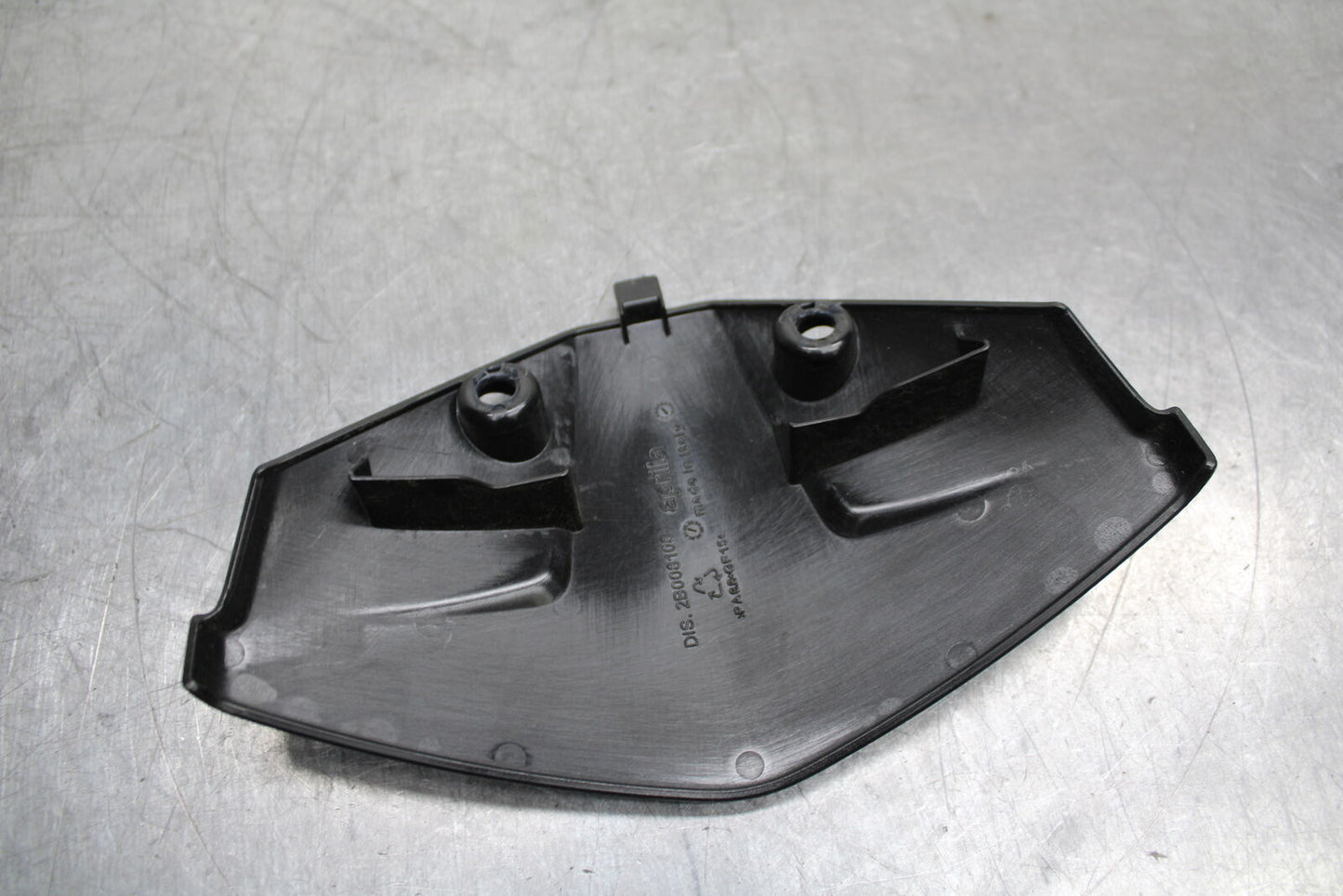 21-24 APRILIA TUONO 660 FACTORY SPEEDO CLUSTER TRIM COVER BB733