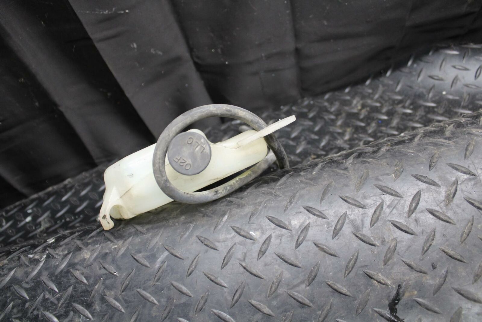 03 SUZUKI SV650S COOLANT WATER TANK RESERVOIR BOTTLE 17910-17G00 BB219