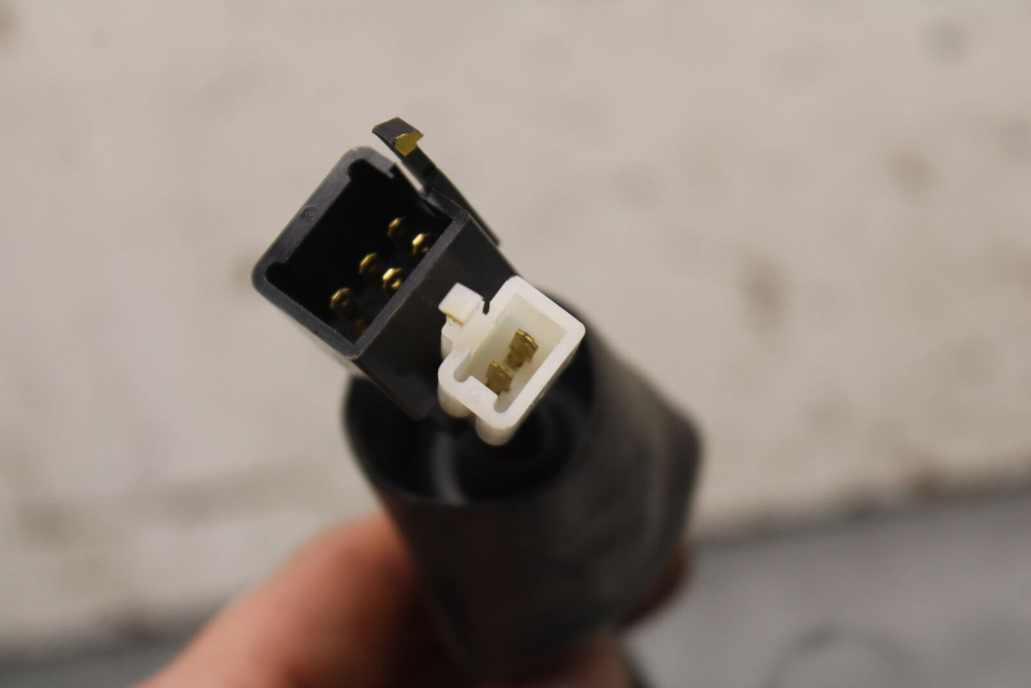 18-23 KAWASAKI NINJA 400 EX400 ABS LEFT CLIP ON HANDLE HORN SIGNALS SWITCH BB747