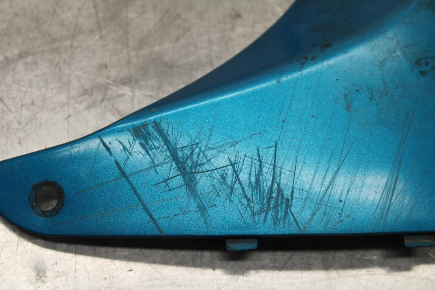 1995 Suzuki RF600R LEFT LOWER BOTTOM BELLY SIDE FAIRING COWL BB615