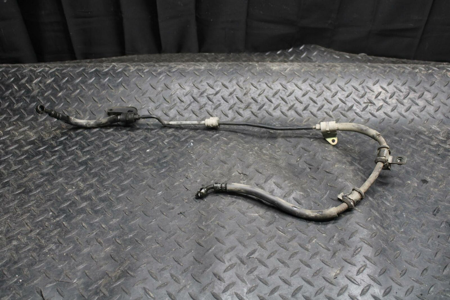 91-02 HONDA ST1100 REAR BACK BRAKE HOSE FLUID LINE BB222