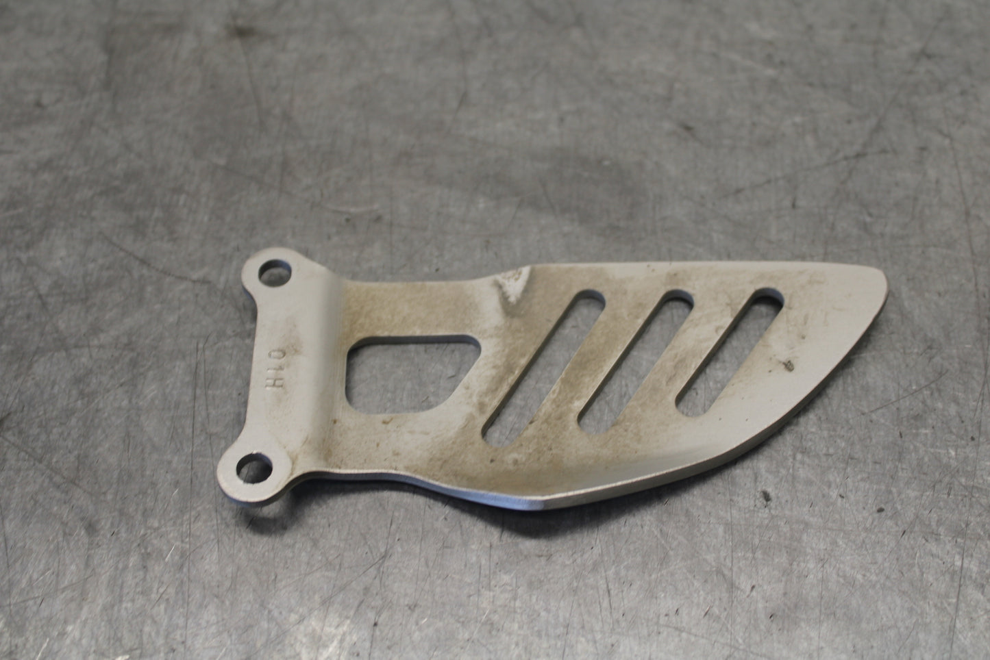 06-07 SUZUKI GSXR 600 LEFT REARSET REAR SET HEEL GUARD COVER BB694